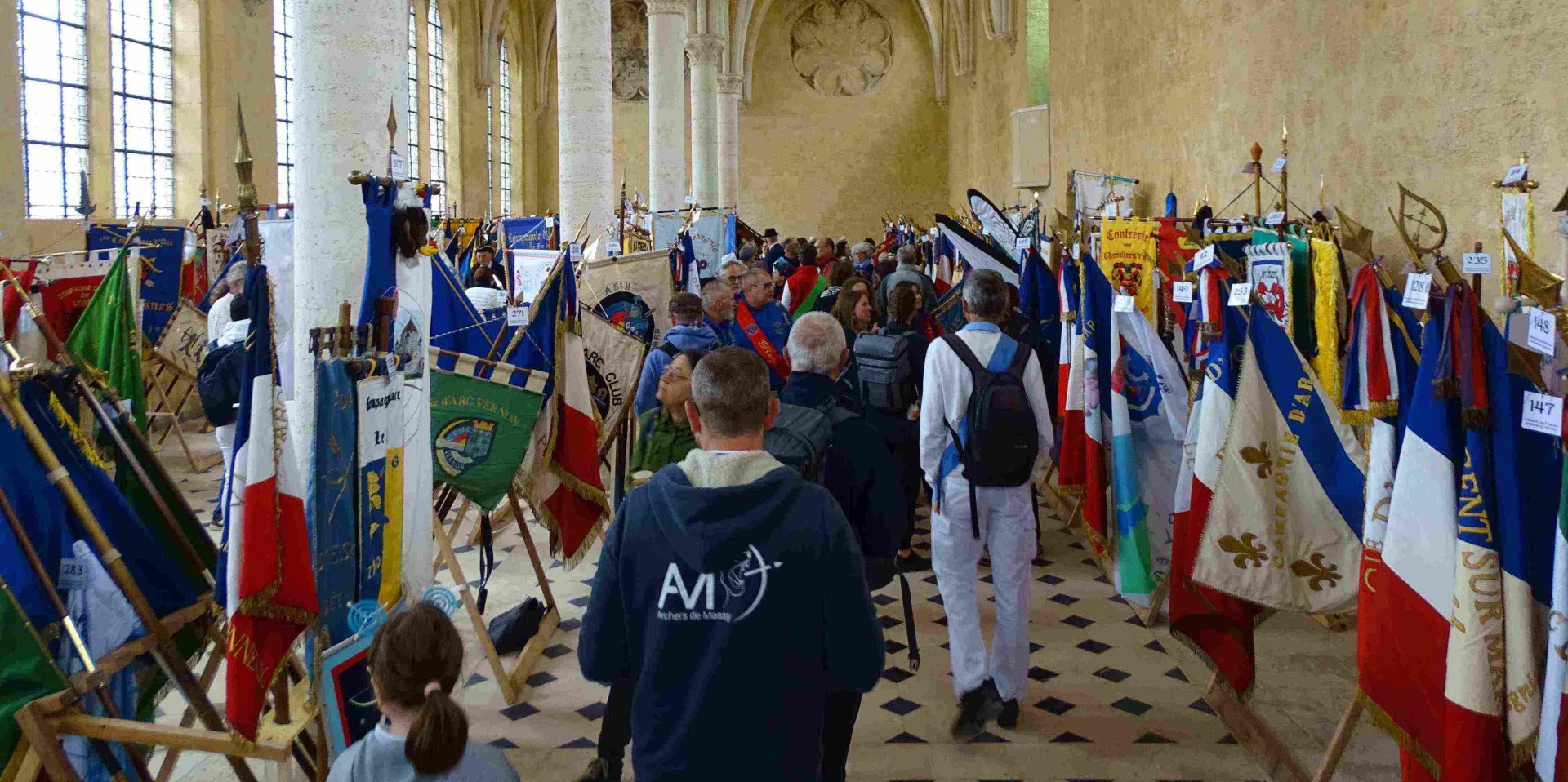19 encore des drapeaux